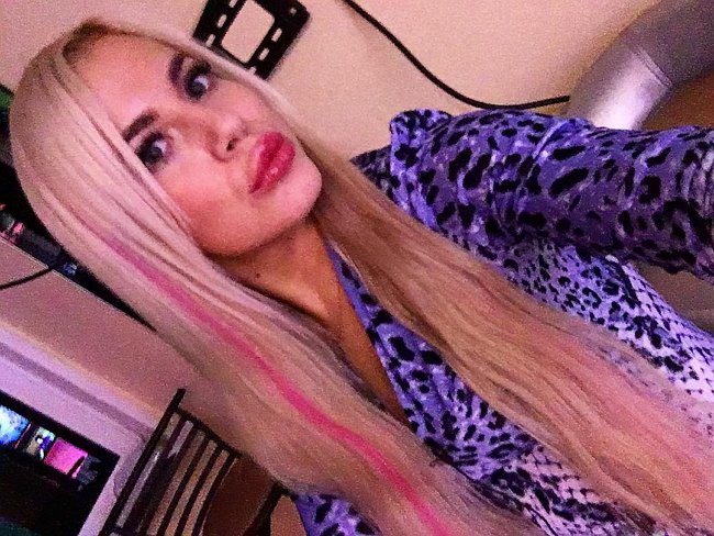 Екатерина Кауфман: Моя мечта о розовых волосах сбылась!