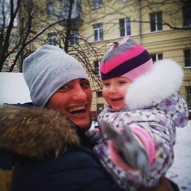 Задойнов поздравил младшую дочь с днем рождения