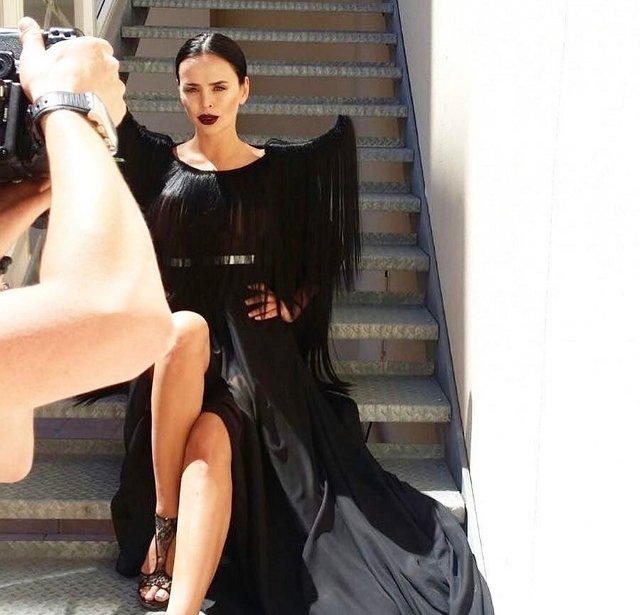 Поклонники обнаружили сходство Виктории Романец с Анджелиной Джоли