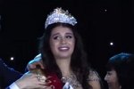 Алиана Устиненко взяла две короны на конкурсе красоты