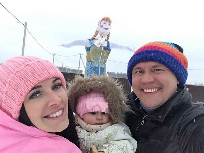 Степан Меньщиков официально разводится с женой