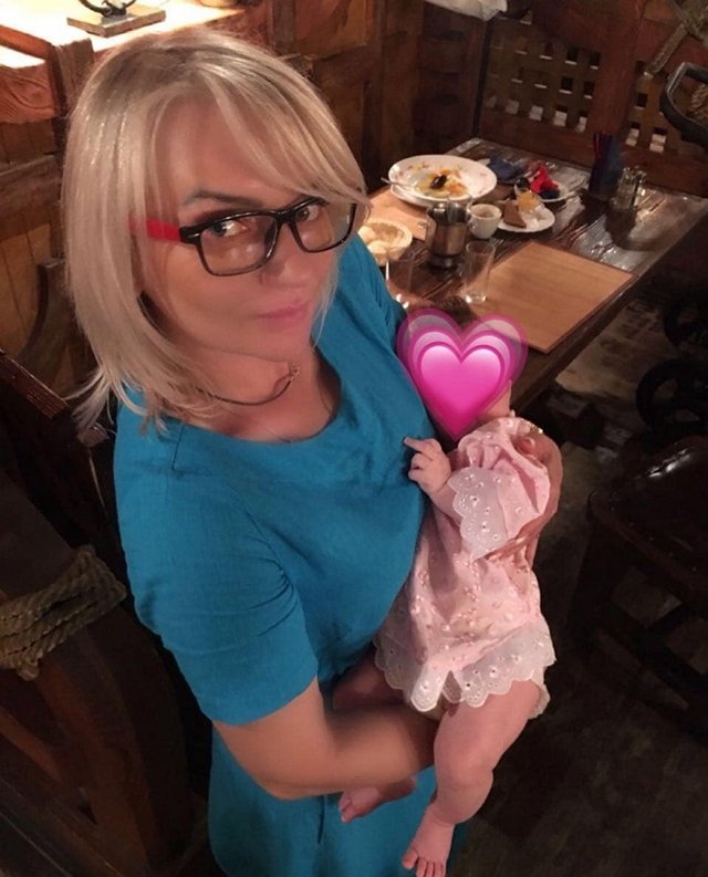 Ольга и Дмитрий Рапунцели окрестили дочь