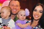 У Степана Меньщикова свободные отношения с экс-супругой