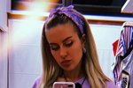 Марина Африкантова выпрашивает у фанатов волшебный пендель