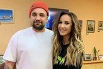 Ольга Бузова надеется заставить Басту подписаться на неё