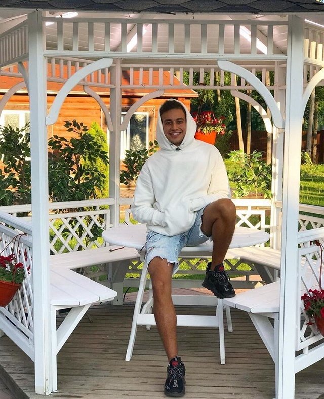 Даниил Сахнов: Мы запугиваем и угрожаем? Даниил Сахнов: Мы запугиваем и угрожаем?