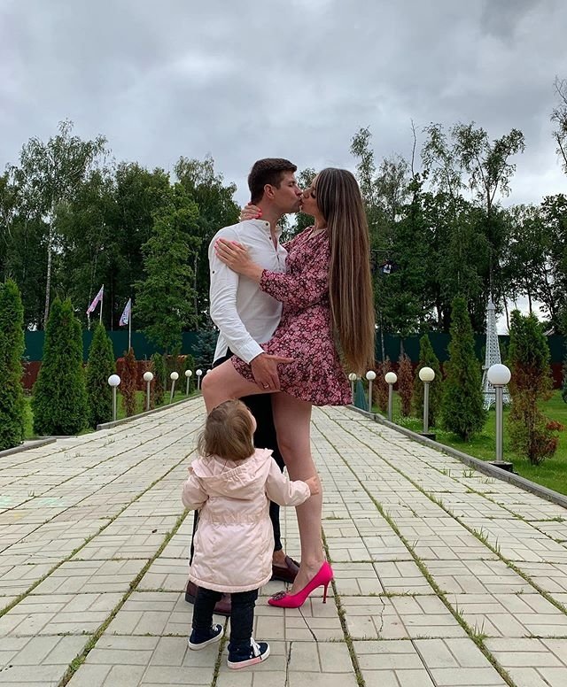 Дмитренко обвиняют в безразличии к дочери 