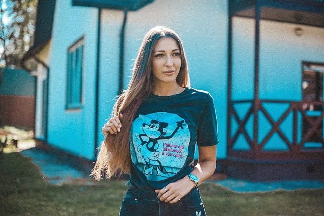 Яна Захарова: Меня учили быть сильной