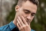 Безус редко ходит на могилу родного брата