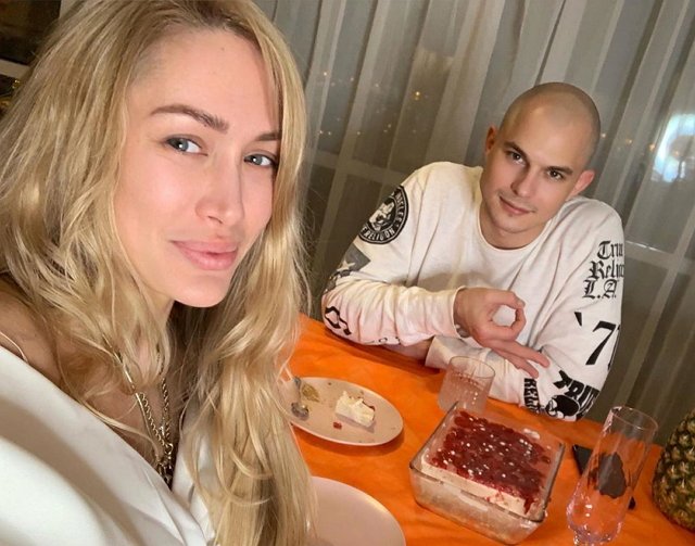 Алёна Ашмарина возобновила отношения с Ильёй Григоренко Алёна Ашмарина возобновила отношения с Ильёй Григоренко