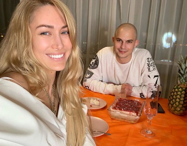 Алёна Ашмарина возобновила отношения с Ильёй Григоренко Алёна Ашмарина возобновила отношения с Ильёй Григоренко