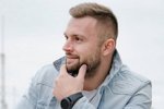 Витя Литвинов уже стал высказывать претензии Анне Брянской