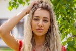 Настя Стецевят ударила Таню Строкову по голове
