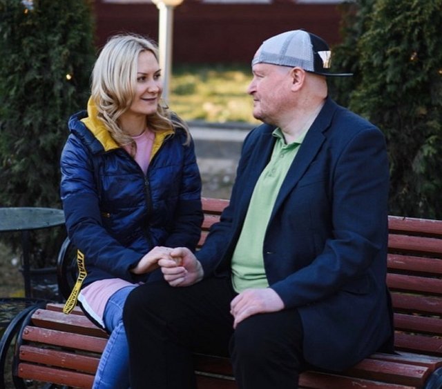 Екатерина Богданова: Я с ним ради денег? Екатерина Богданова: Я с ним ради денег?