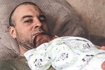 2-недельного сына Богдана Ленчука срочно прооперировали