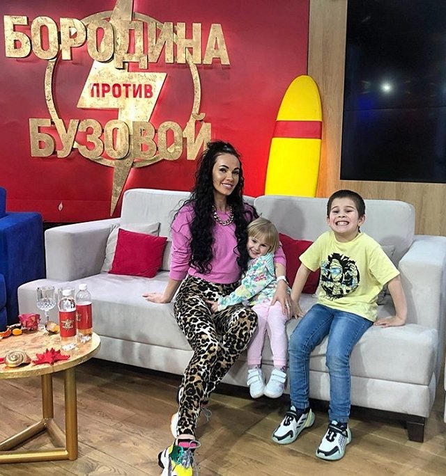 Евгения Шамаева пожаловалась на нежелание экс-мужа платить алименты