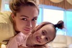 Алёна Ашмарина решила запеть