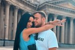 Анна Левченко: Присматриваюсь к стилю платья
