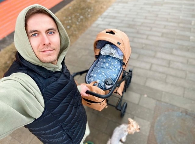 Никита Уманский: Я с гордостью качу коляску с сыном!