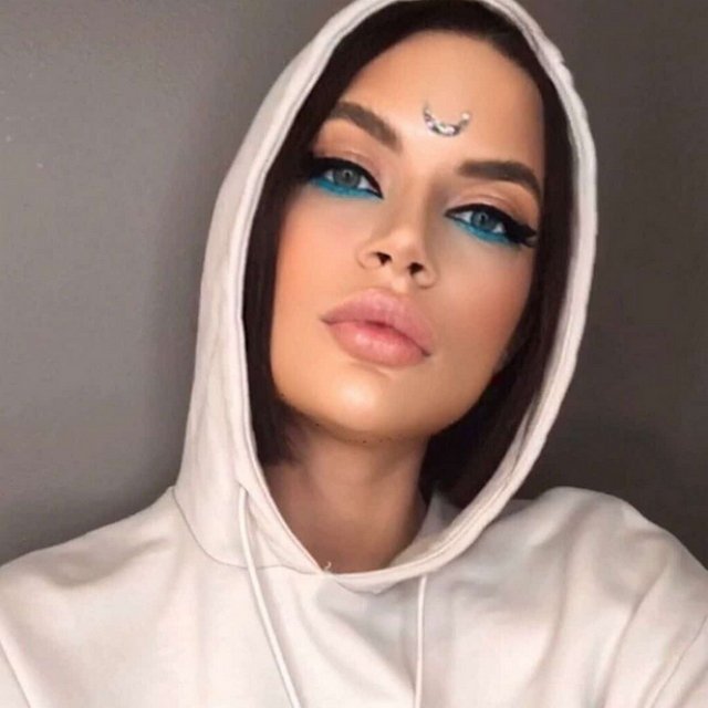 Селена Майер: Сначала исправлю прикус Селена Майер: Сначала исправлю прикус