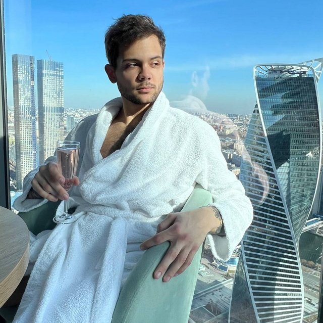 Свежие фото от участников (25.03.2022)