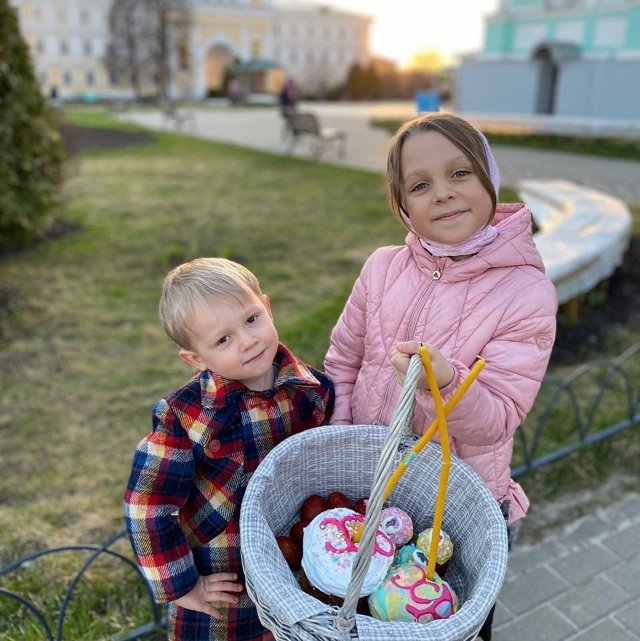 Фотоподборка детей участников (25.04.2022)