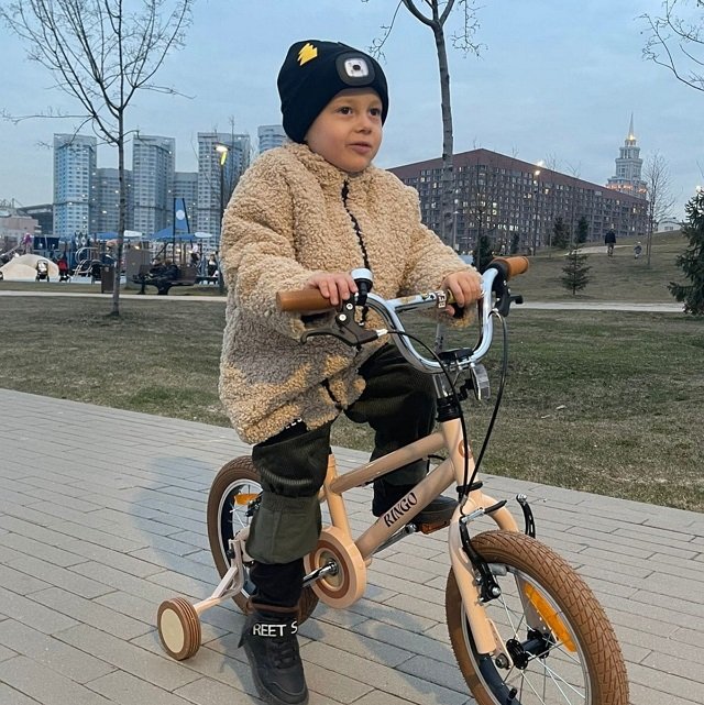 Фотоподборка детей участников (28.04.2022)