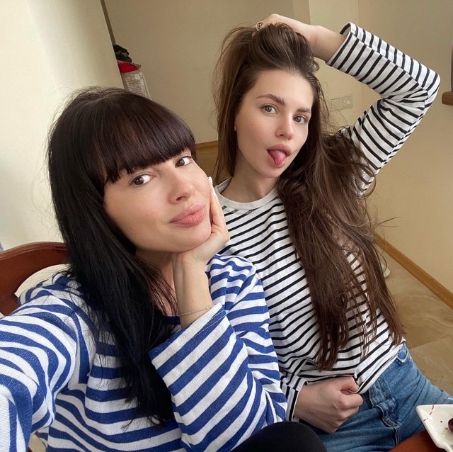 Свежие фото от бывших участников (1.05.2022)