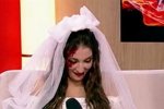 Яна Захарова: Я больше не держусь за людей