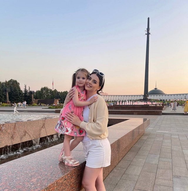Ольга Дмитренко: Я всю себя посвятила своим дочкам Ольга Дмитренко: Я всю себя посвятила своим дочкам