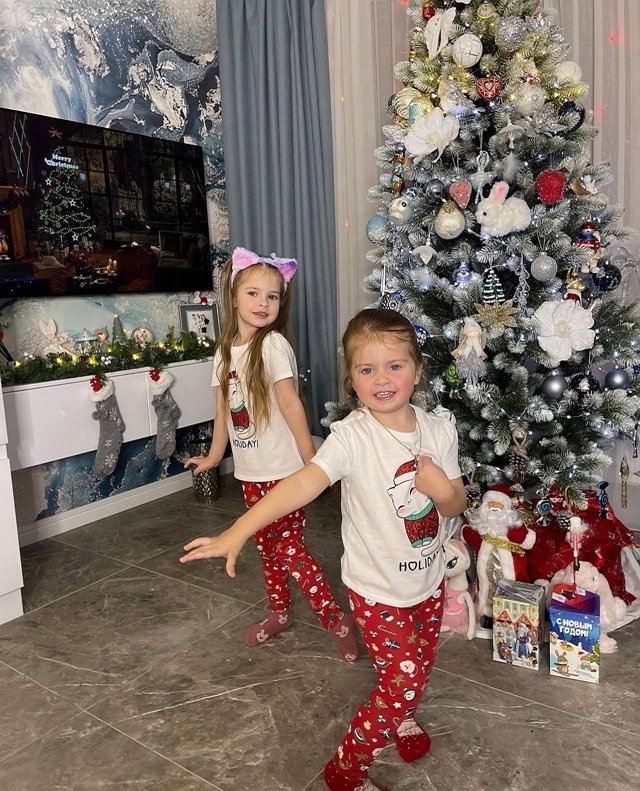 Фотоподборка детей участников (10.01.2023)