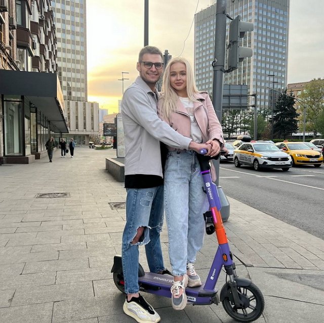 Александр Федотов: Она ждёт от меня действий, я жду от неё... Александр Федотов: Она ждёт от меня действий, я жду от неё...