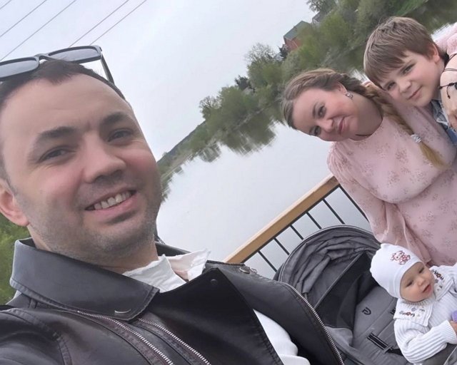 Гобозов второй раз сделал предложение своей жене Гобозов второй раз сделал предложение своей жене