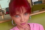 Елена Шлома: Наш рейс задержали на 4 часа