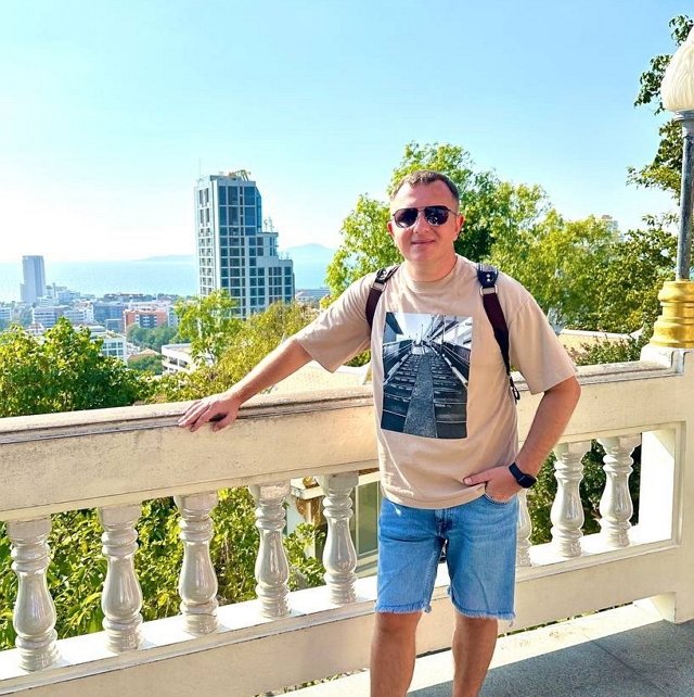 Илья Яббаров и Элина Рахимова больше не друзья Илья Яббаров и Элина Рахимова больше не друзья