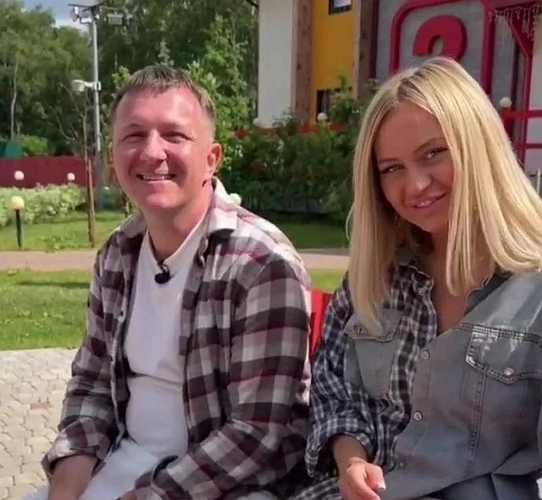 Илья Яббаров и Элина Рахимова больше не друзья Илья Яббаров и Элина Рахимова больше не друзья