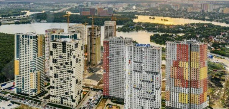Жители ЖК Спутник радуются, что Саша Черно от них съехала