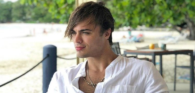 Алексей Купин купил машину своей мечты