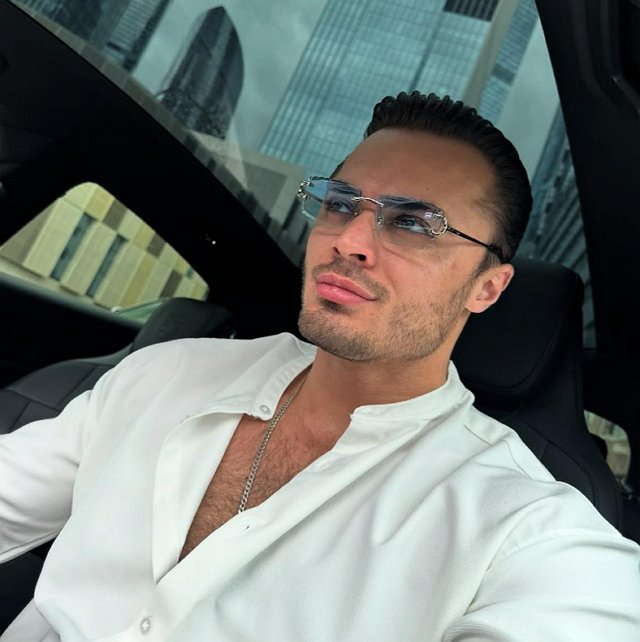 Алексей Купин купил машину своей мечты Алексей Купин купил машину своей мечты