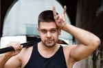 Дмитрий Мещеряков: Сложно найти достойного человека