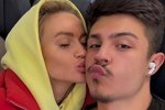 Никита Гуранда полетел в Казань с Элиной Рахимовой