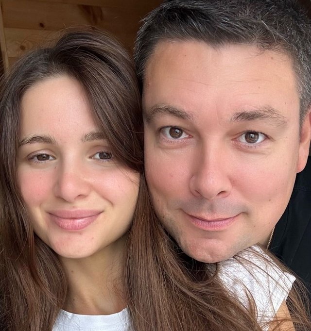 Андрей Чуев оставил бывшую жену без машины