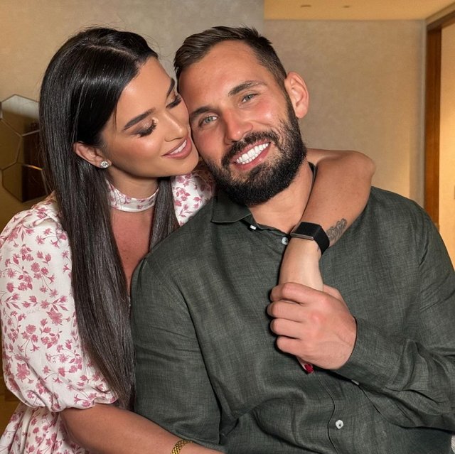 Май Абрикосов следит за личной жизнью Ксении Бородиной Май Абрикосов следит за личной жизнью Ксении Бородиной