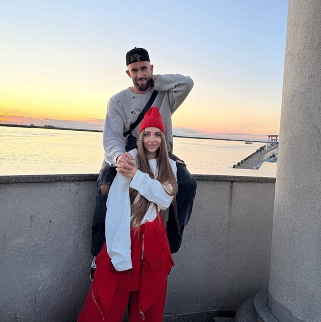 Новый участник Дома-2 Громила оказался фанатом Квашниковой Новый участник Дома-2 Громила оказался фанатом Квашниковой