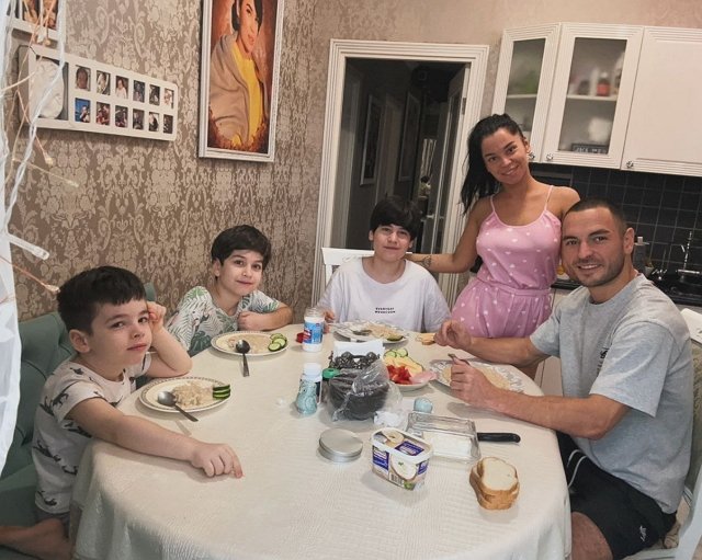 Юлия Колисниченко поздравила младшего сына с днём рождения