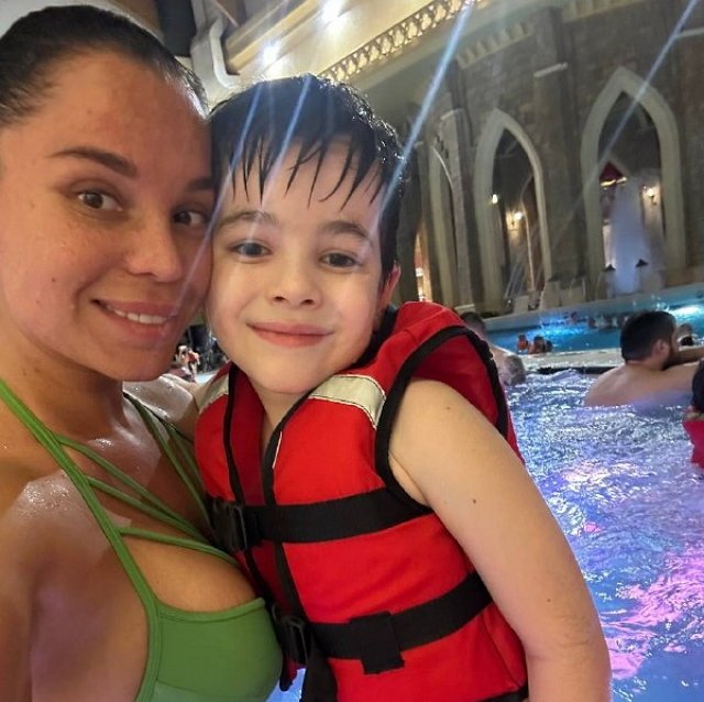 Юлия Колисниченко поздравила младшего сына с днём рождения