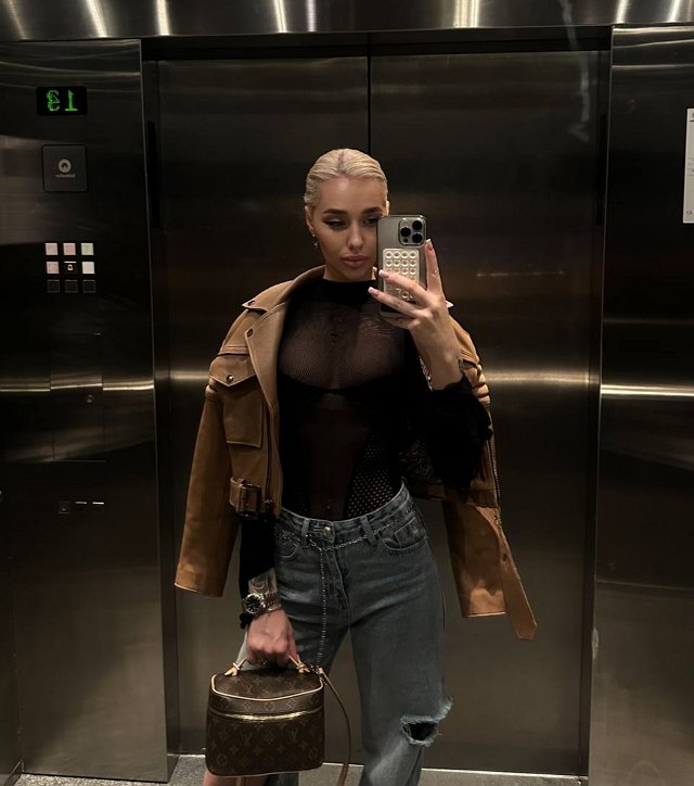 Настя Стецевят: Хотелось бы напомнить для умственно отсталых