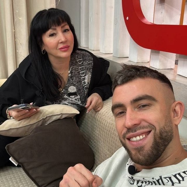 Признание мамы сильно расстроило Игоря Григорьева Признание мамы сильно расстроило Игоря Григорьева