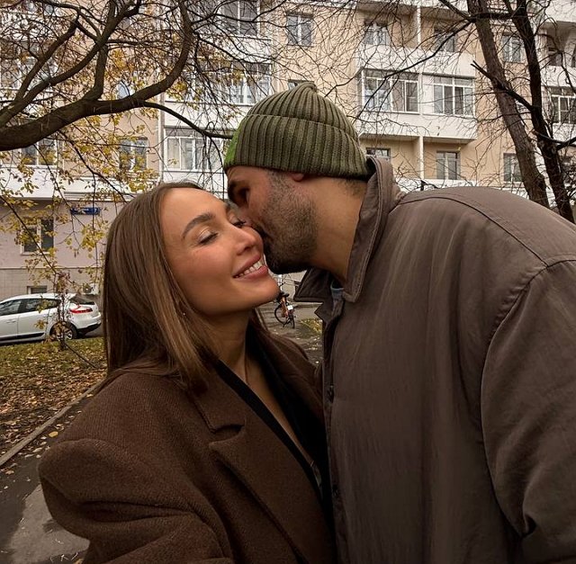 Родители Полыгаловой дали согласие на её брак с возлюбленным Родители Полыгаловой дали согласие на её брак с возлюбленным