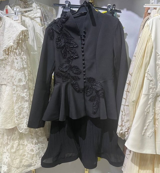 Анна Евстропова не нашла платье для похода на свадьбу